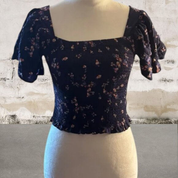 Japna Women's Purple Floral Crop Top Square Neck Smocked Bodice Size Medium - Picture 1 of 4
